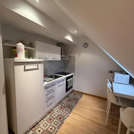 Lejlighed Casa Stella, - Bilocale Accogliente Vicino Al Minimetro Con Parcheggio